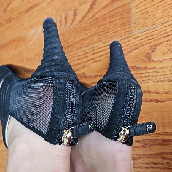 CHANEL Suede Mesh Zip Cap Toe Heels [size 37] - Picture 15 of 15